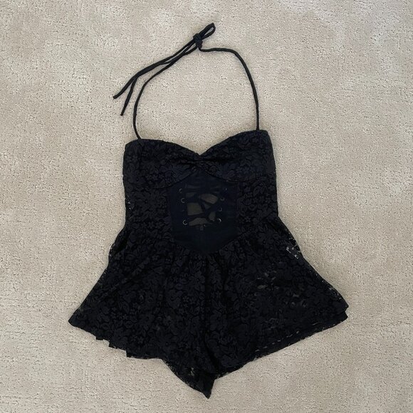 NWT White Fox Boutique Black Romper - Picture 2 of 5